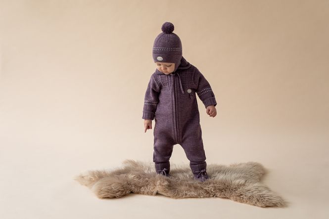 Hovedbilde Lillelam Sparkedress ull classic plomme